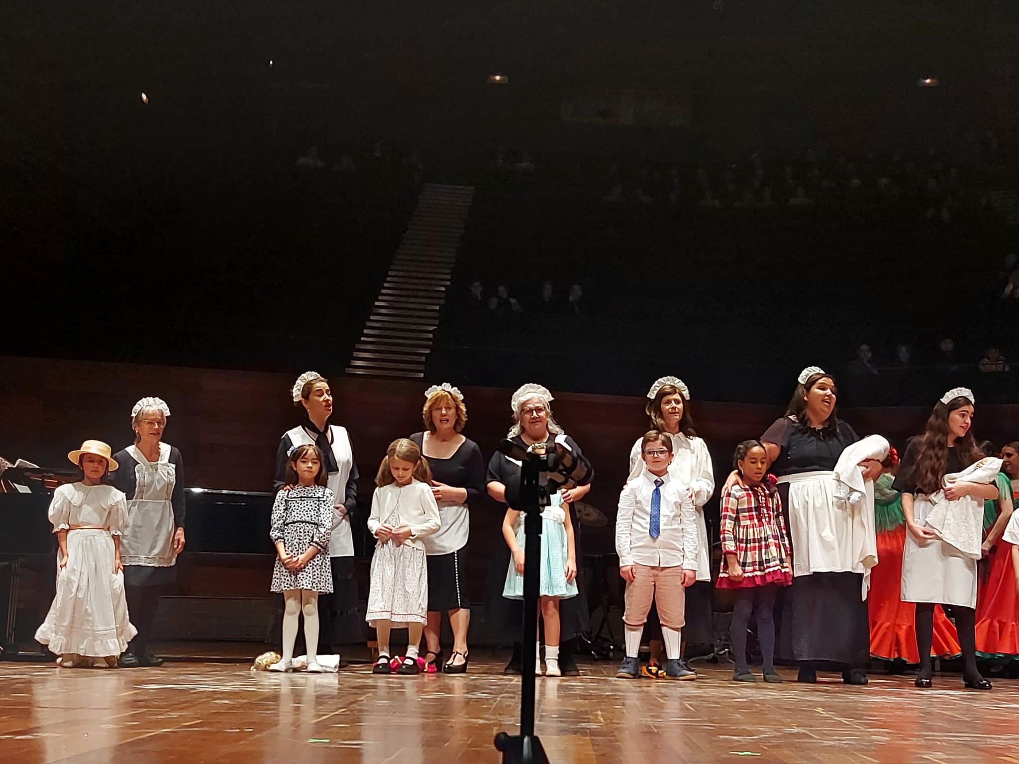 El Auditorio Ciudad de León acogió este lunes 19 el primero de los festivales delos alumnos de Escuela Municipal de Música, Danza y Artes Escénicas de León
