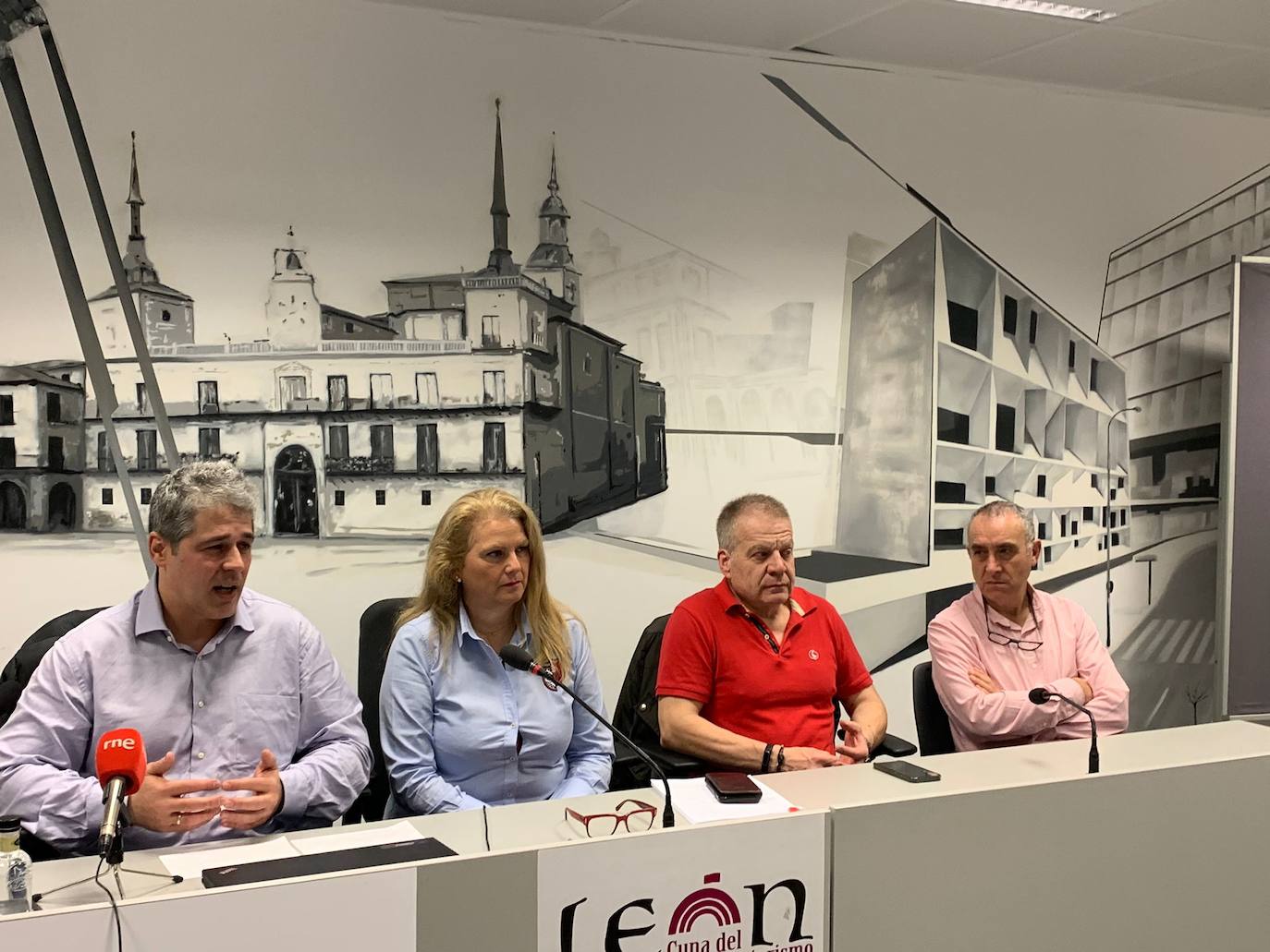 Rueda de prensa de la Junta de Personal Funcionario del Ayuntamiento de León.