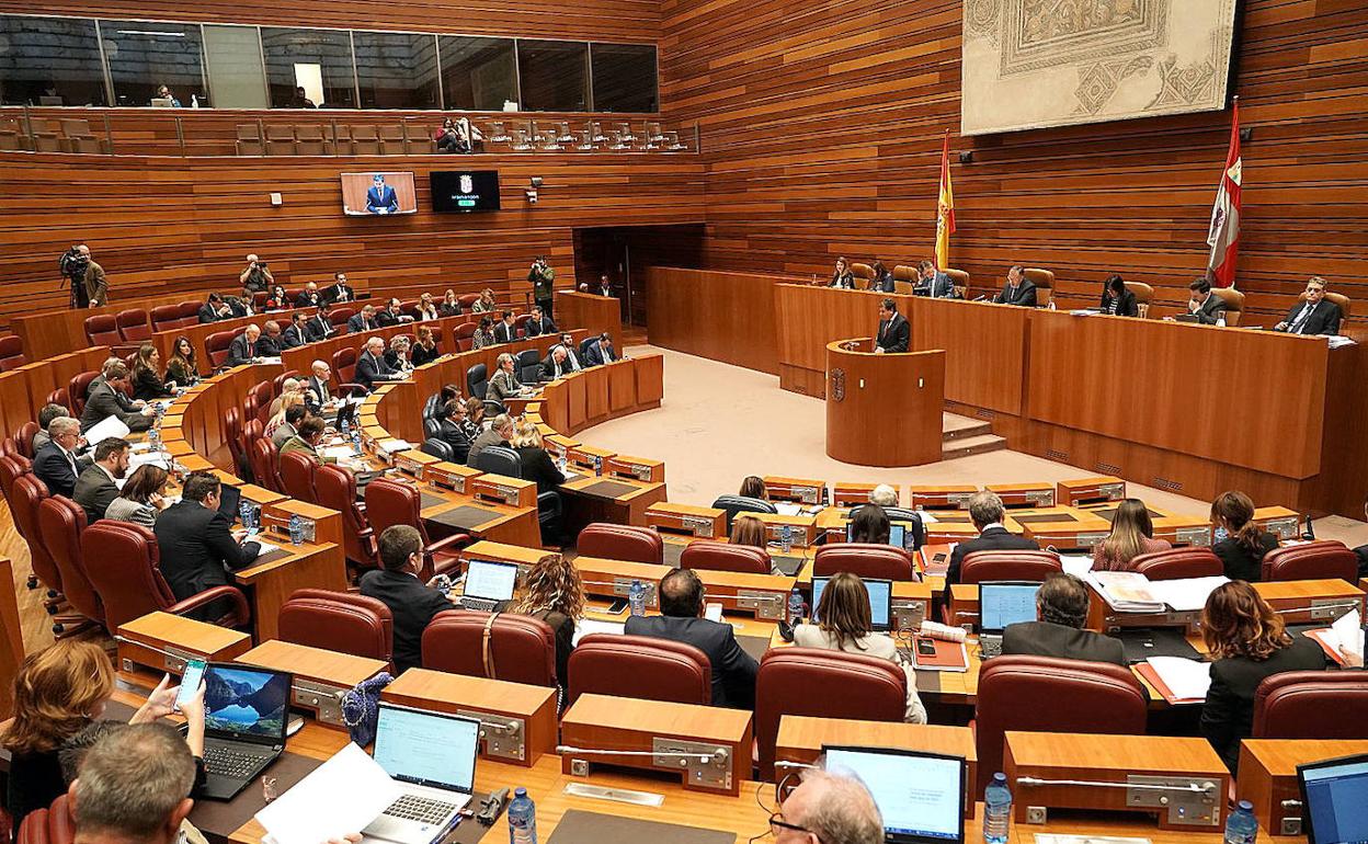 El pleno de las Cortes reunido el jueves para la aprobación de los presupuestos.