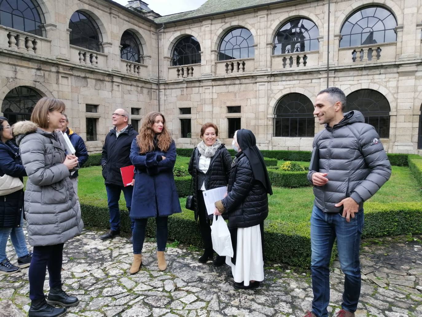 Se han ejecutado las actuaciones para reparar las patologías que dejó en la espadaña la restauración realizada tras el impacto de un rayo en 2020