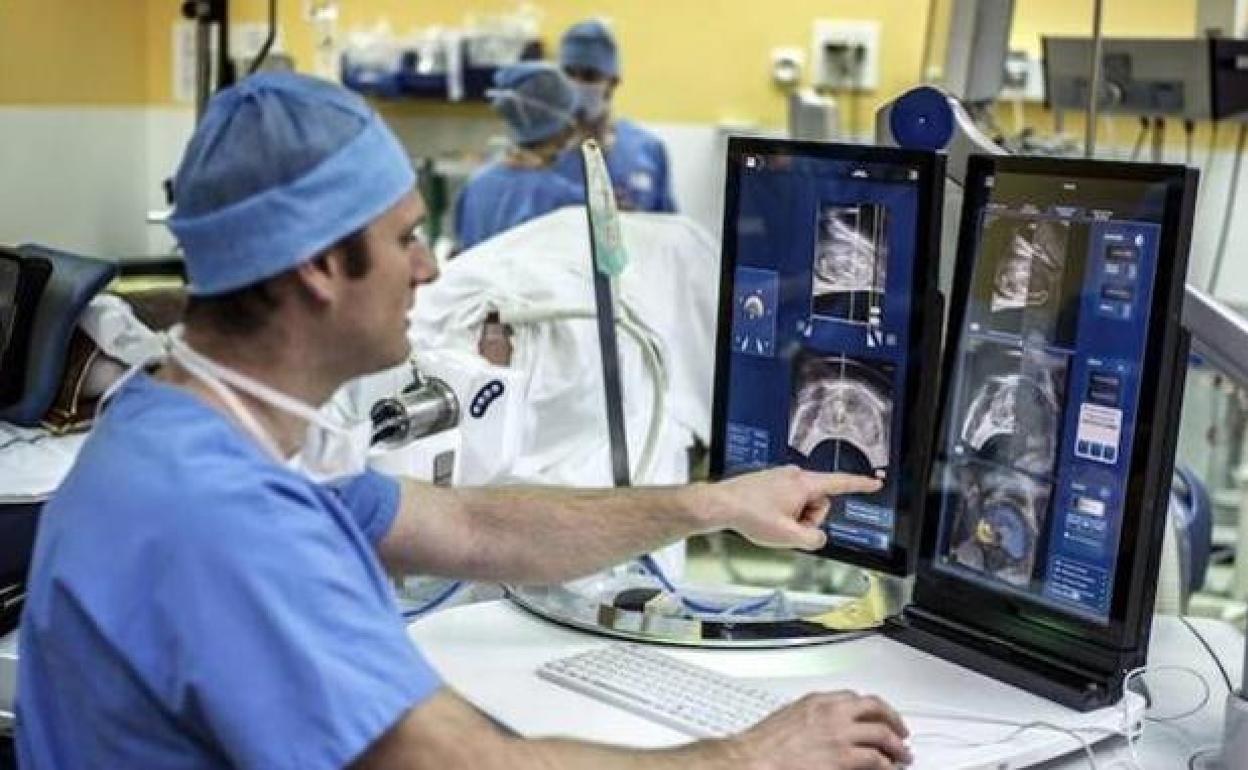 Sacyl estrenará en 2023 un nuevo anillo de pruebas diagnósticas.