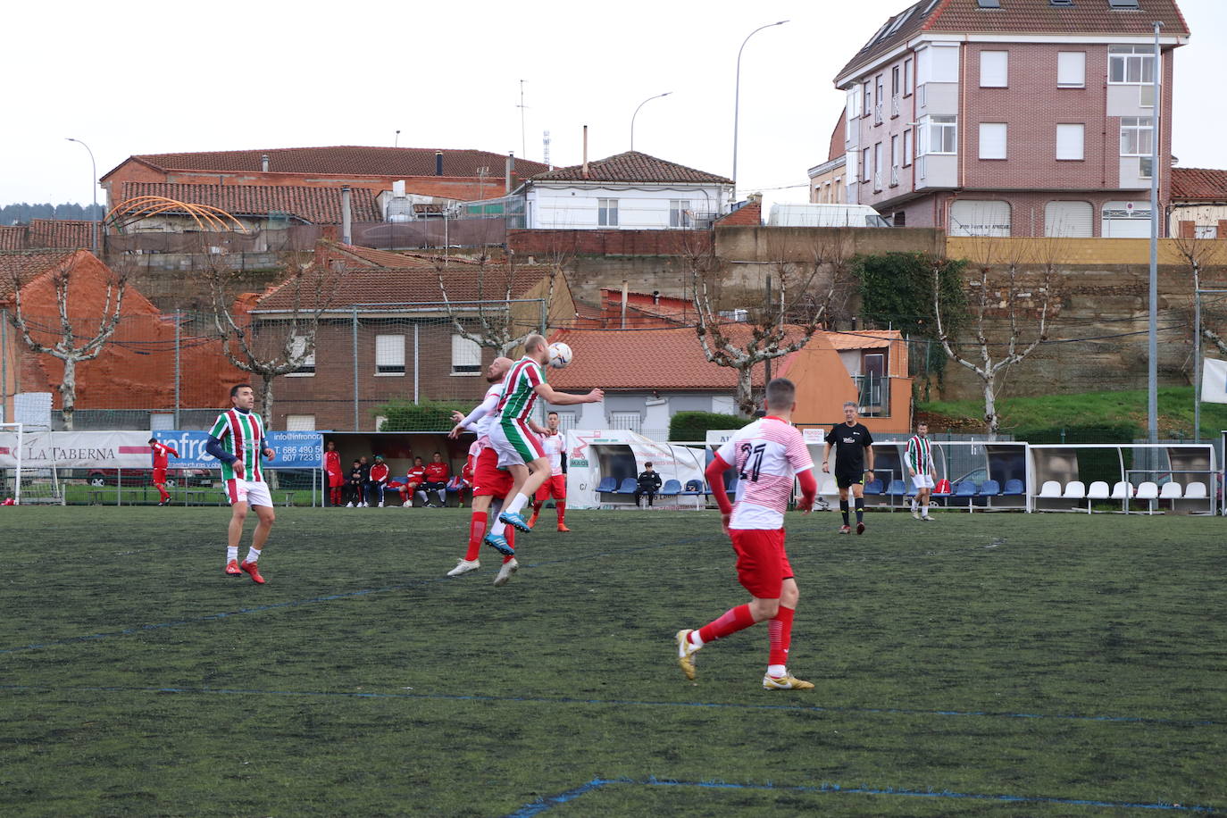 Partido contra el hambre en Puente Castro.