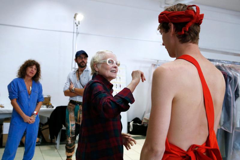 Imagen secundaria 1 - Muere la diseñadora Vivienne Westwood, icono de la moda punk