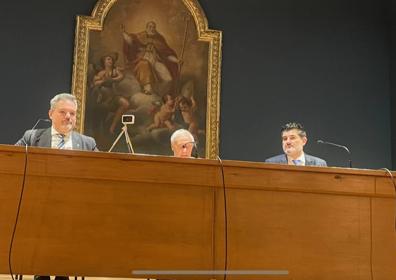 Imagen secundaria 1 - Nuestra Señora de Angustias y Soledad conmemora los 40 años de su paso de San Juan