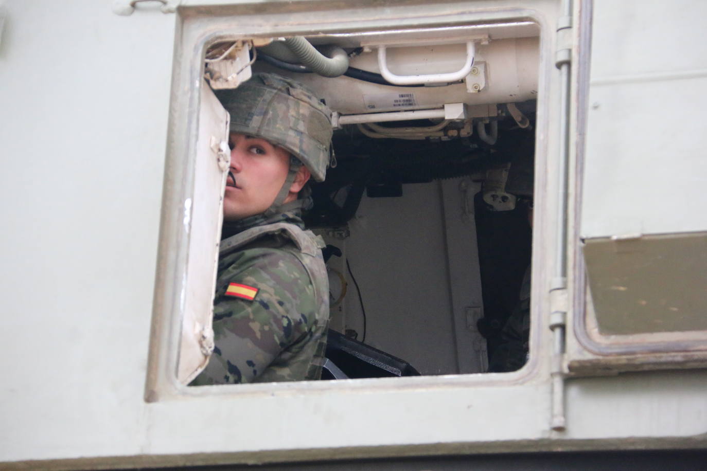 El Mando de Artillería realiza maniobras de fuego simulado en San Andrés del Rabanedo