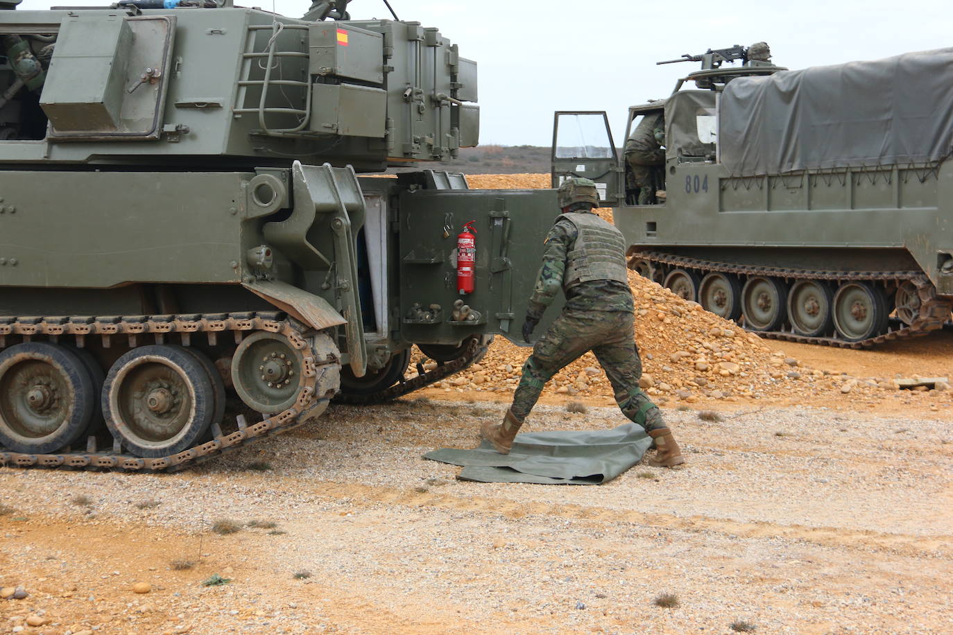 El Mando de Artillería realiza maniobras de fuego simulado en San Andrés del Rabanedo