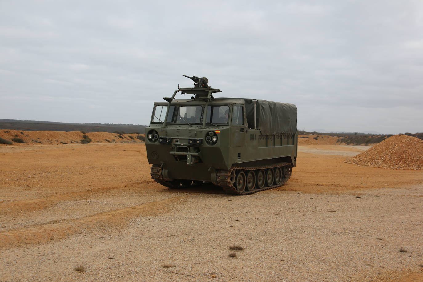 El Mando de Artillería realiza maniobras de fuego simulado en San Andrés del Rabanedo