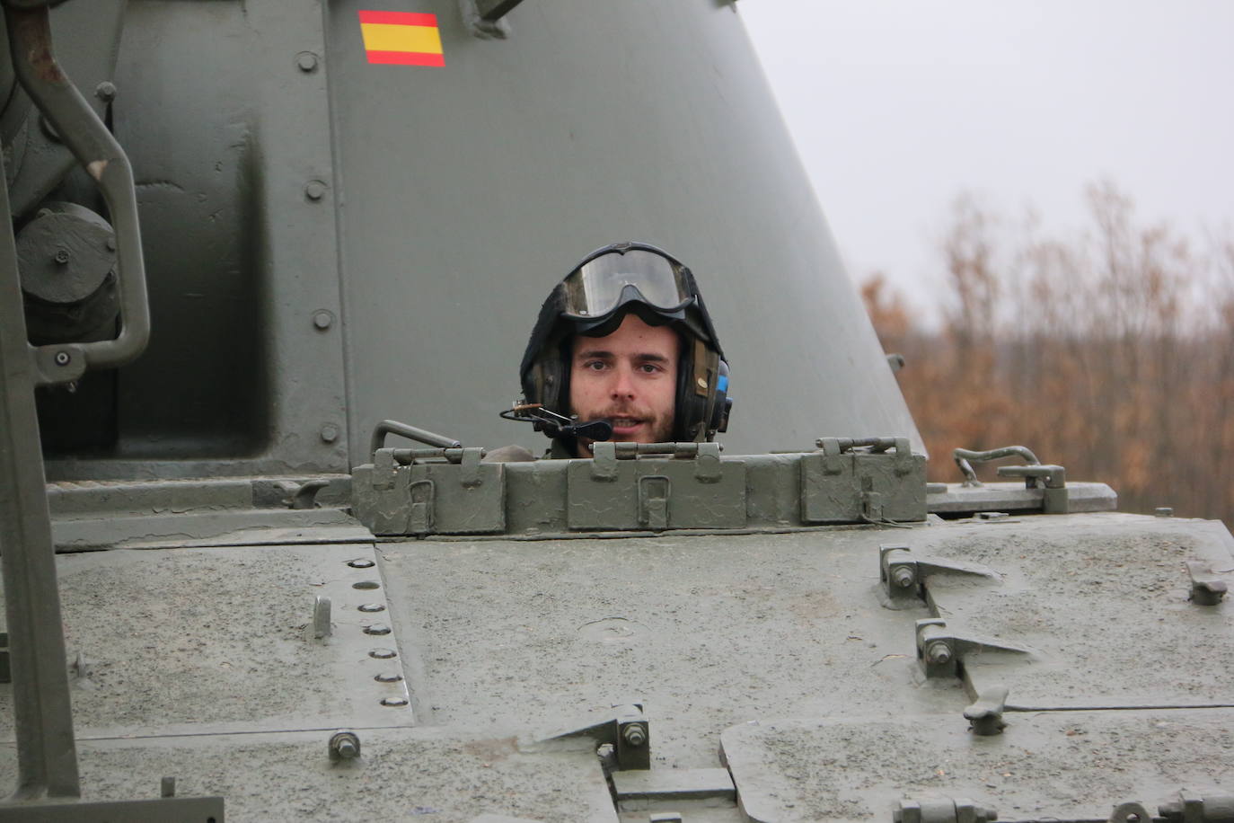 El Mando de Artillería realiza maniobras de fuego simulado en San Andrés del Rabanedo