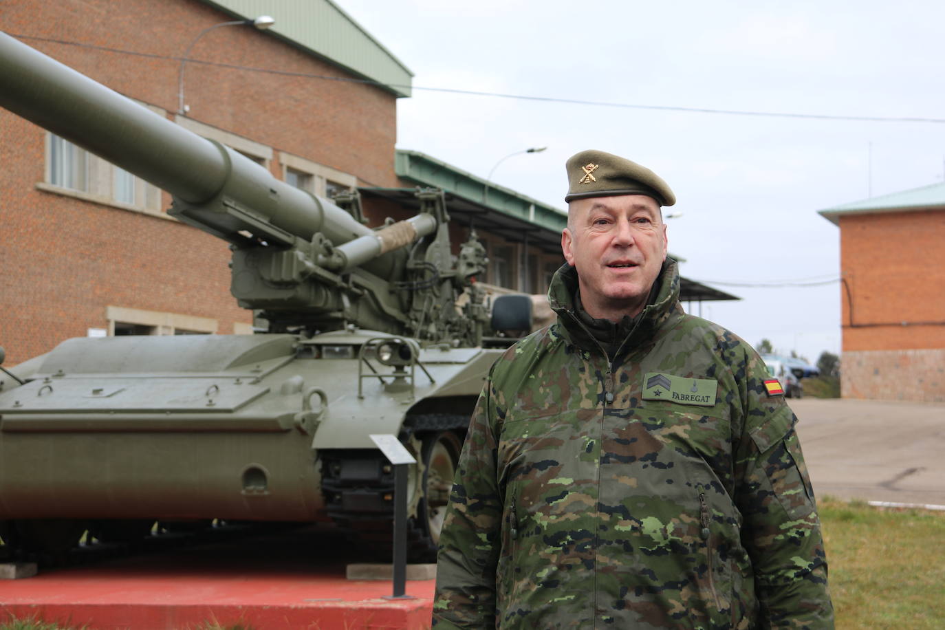 El Mando de Artillería realiza maniobras de fuego simulado en San Andrés del Rabanedo