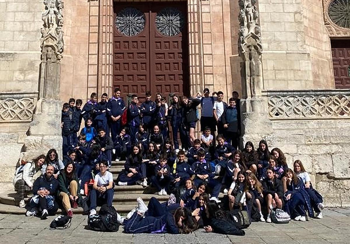 Los alumnos de La Asunción visitan Burgos y la villa romana de La Olmeda