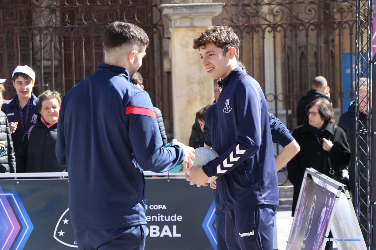 León se inunda de deporte