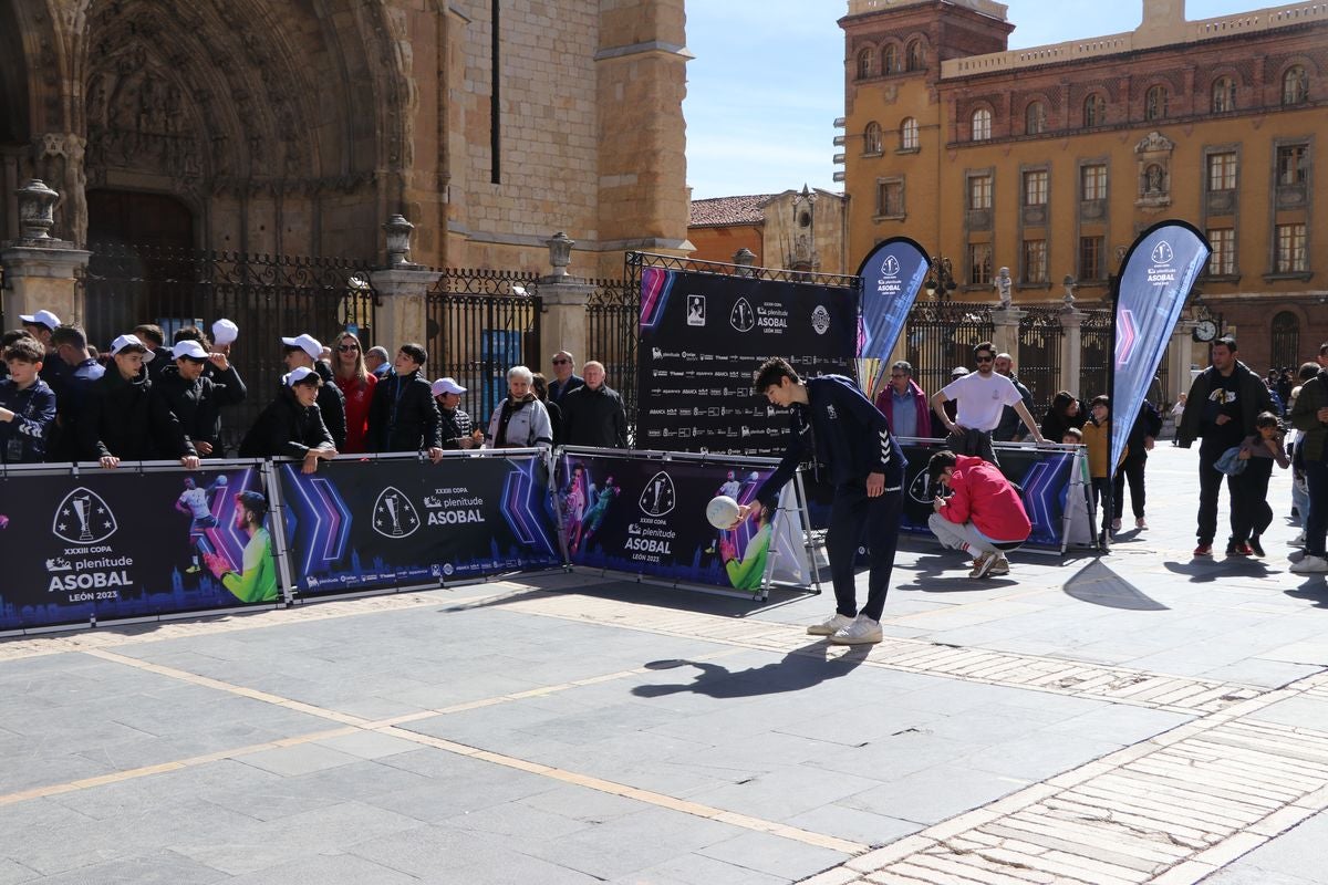 León se inunda de deporte