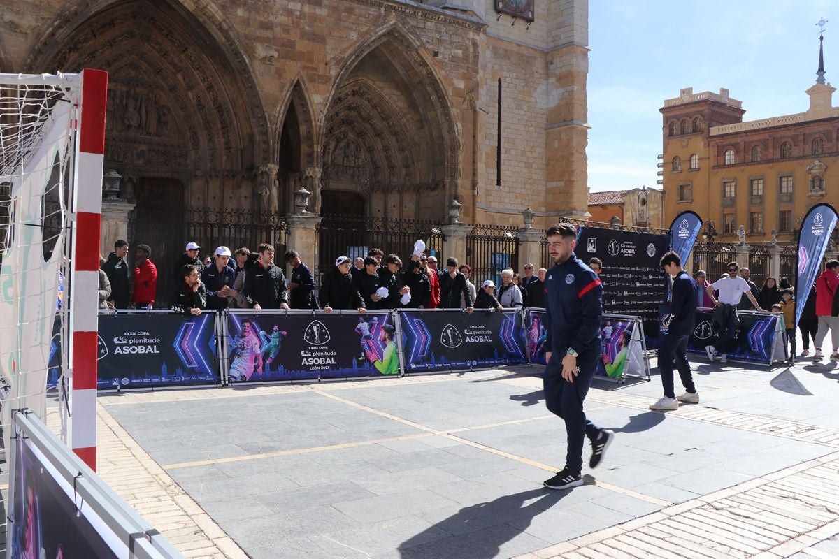 León se inunda de deporte