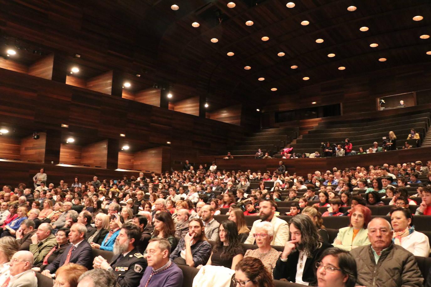 León homenajea a sus hijos predilectos