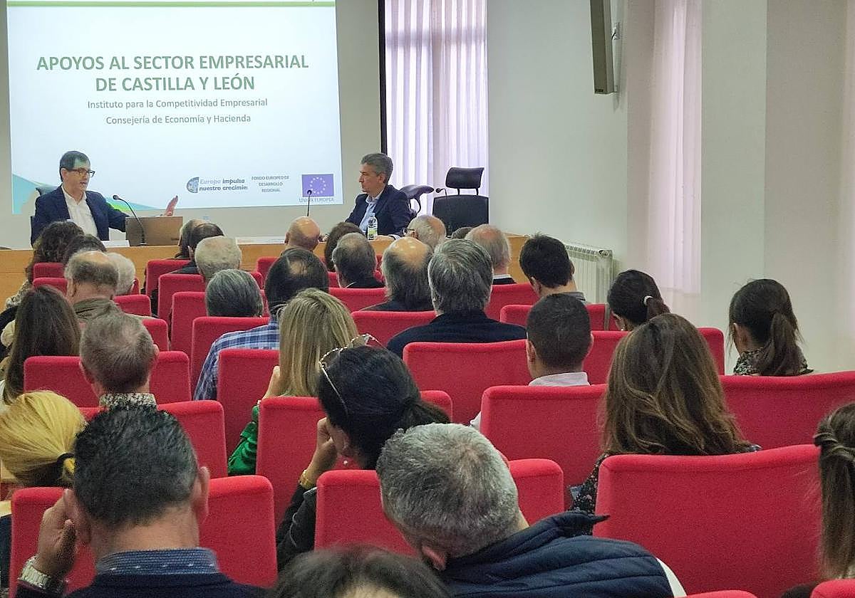 Jornada en la Cámara de Comercio de León.