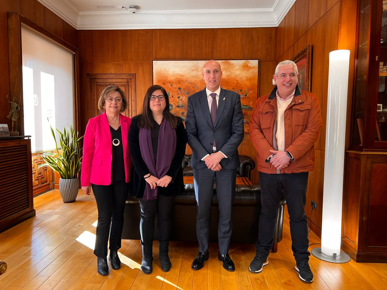 Las cofradías se citan en el Ayuntamiento de León