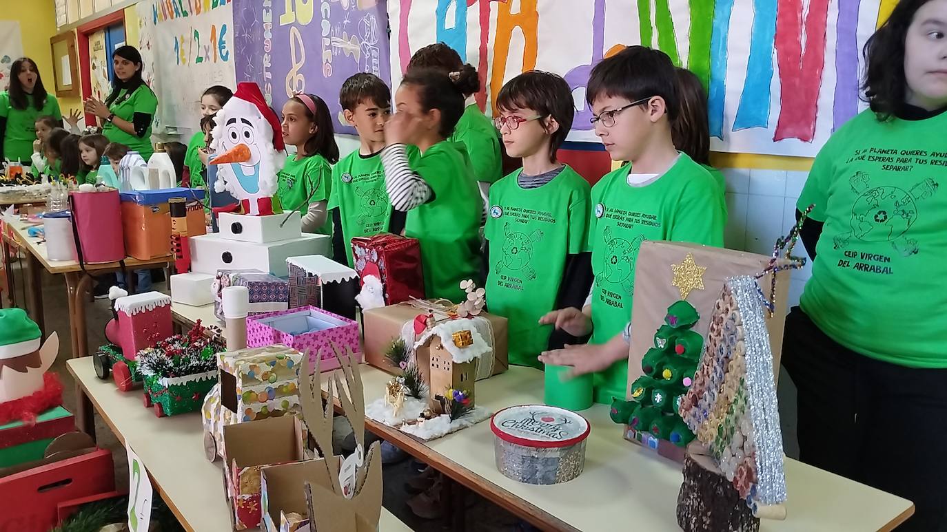 Mercadillo solidario en Laguna de Negrillos