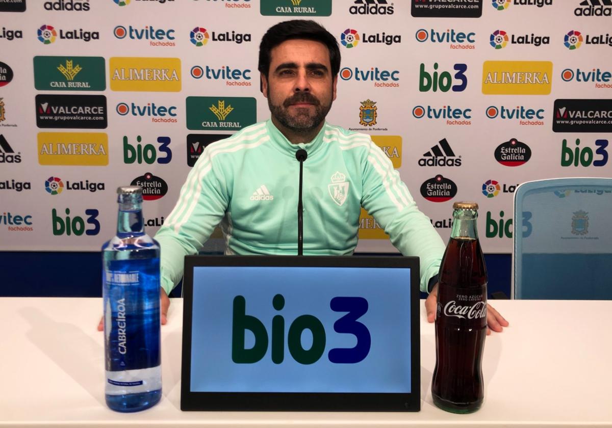 David Gallego, técnico de la Deportiva, en sala de prensa.