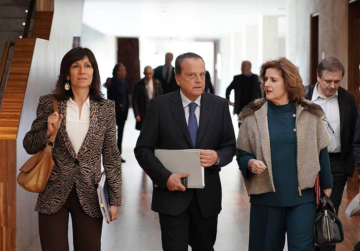 El presidente del Consejo de Cuentas, Mario Amilivia, comparece en la Comisión de Economía y Hacienda de las Cortes de Castilla y León con dos informes relativos al Fondo de Compensación Interterritorial.