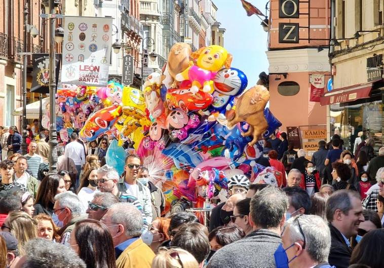 La elevada afluencia de turistas promete llenar los hoteles leoneses en Semana Santa.