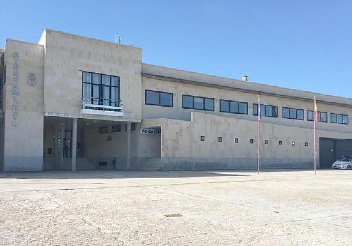 San Andrés apremia a los sindicatos a presentar las bases antes de las elecciones.