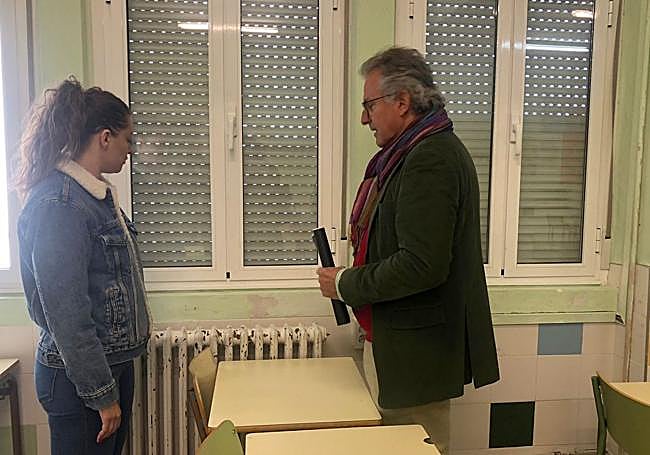 Ester Muñoz, durante la visita al centro educativo.