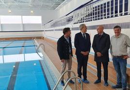 Visita a la obra del estadio Hispánico, donde se han reparado las piscinas climatizadas.
