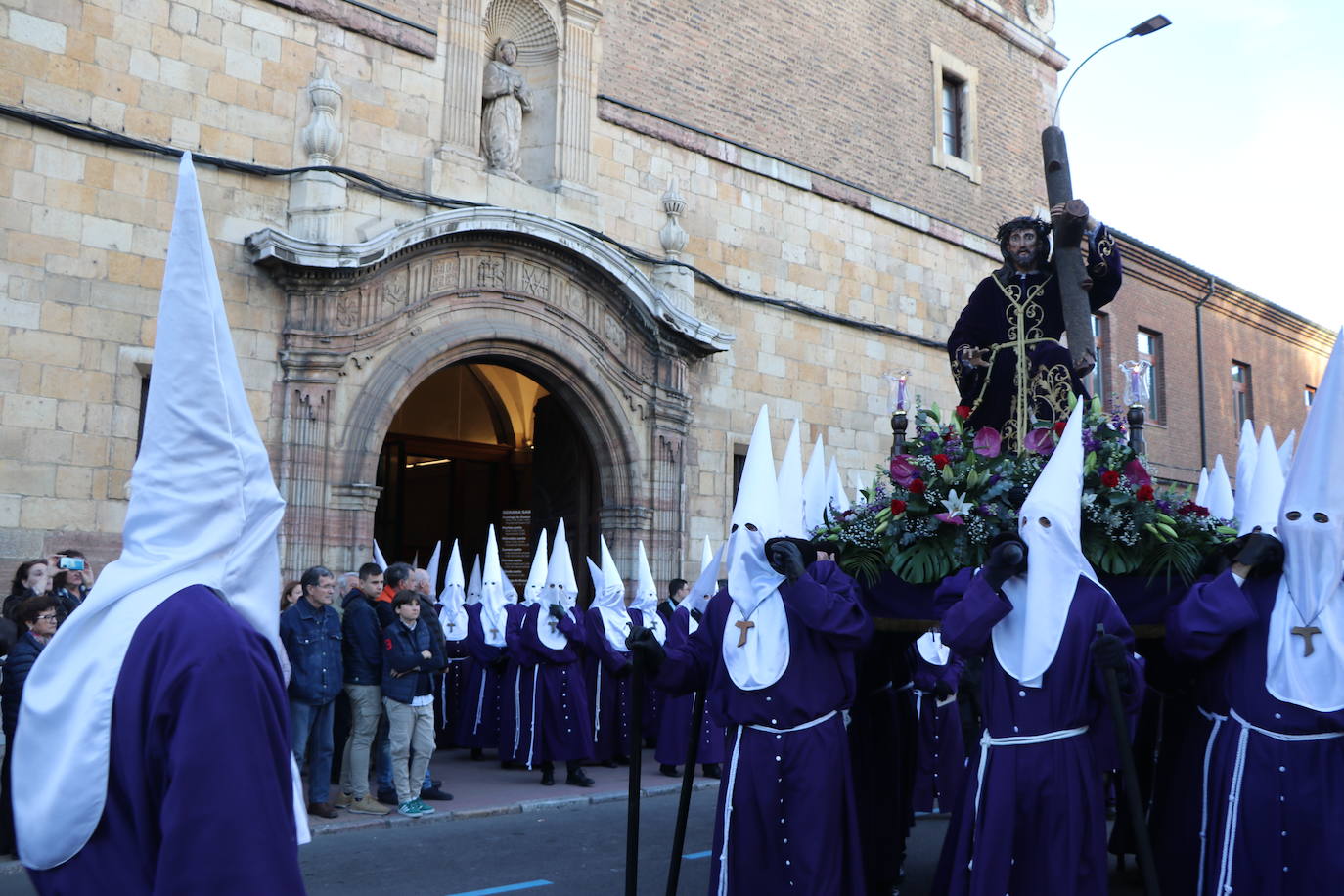 Procesión del Dainos en León