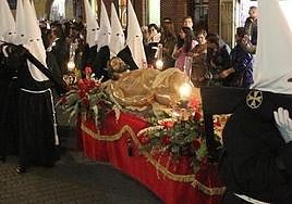 El Lunes Santo llega a León con tres procesiones.