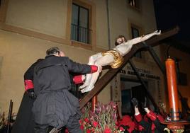 Salida de la procesión de Nuestro Jesús de la Redención del Monasterio de las Carbajalas.