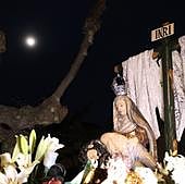 La provincia reza el Rosario de Pasión bajo la luna