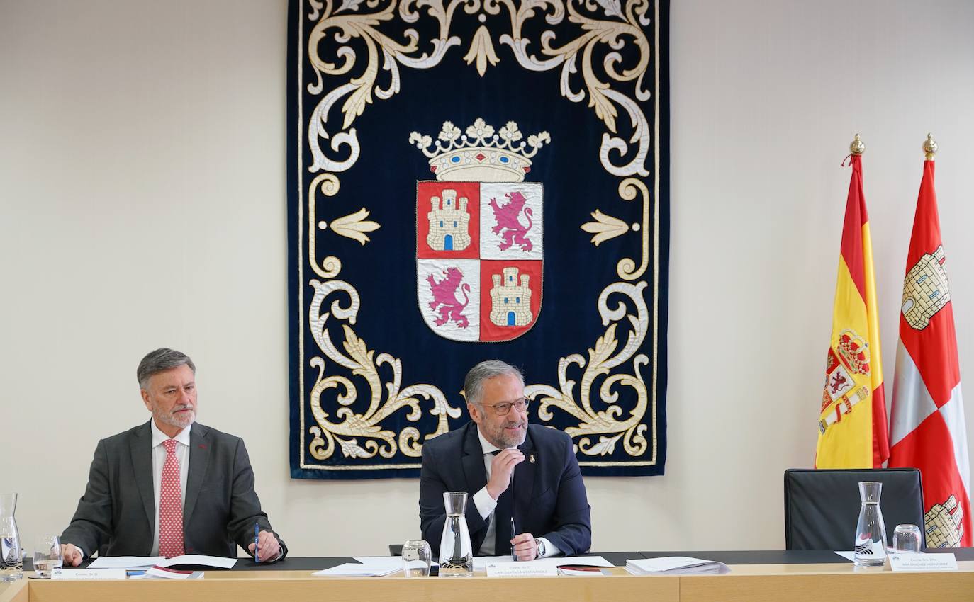 Mesa de la Cortes de Castilla y León y Junta de Portavoces