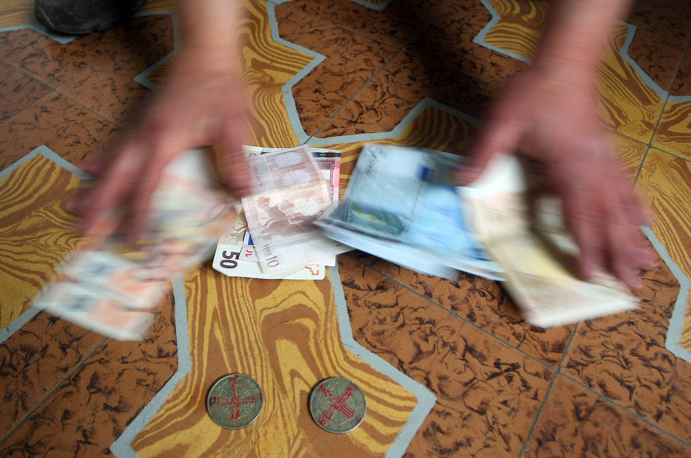 Los pueblos de León donde se podrá a jugar a las chapas en Semana Santa