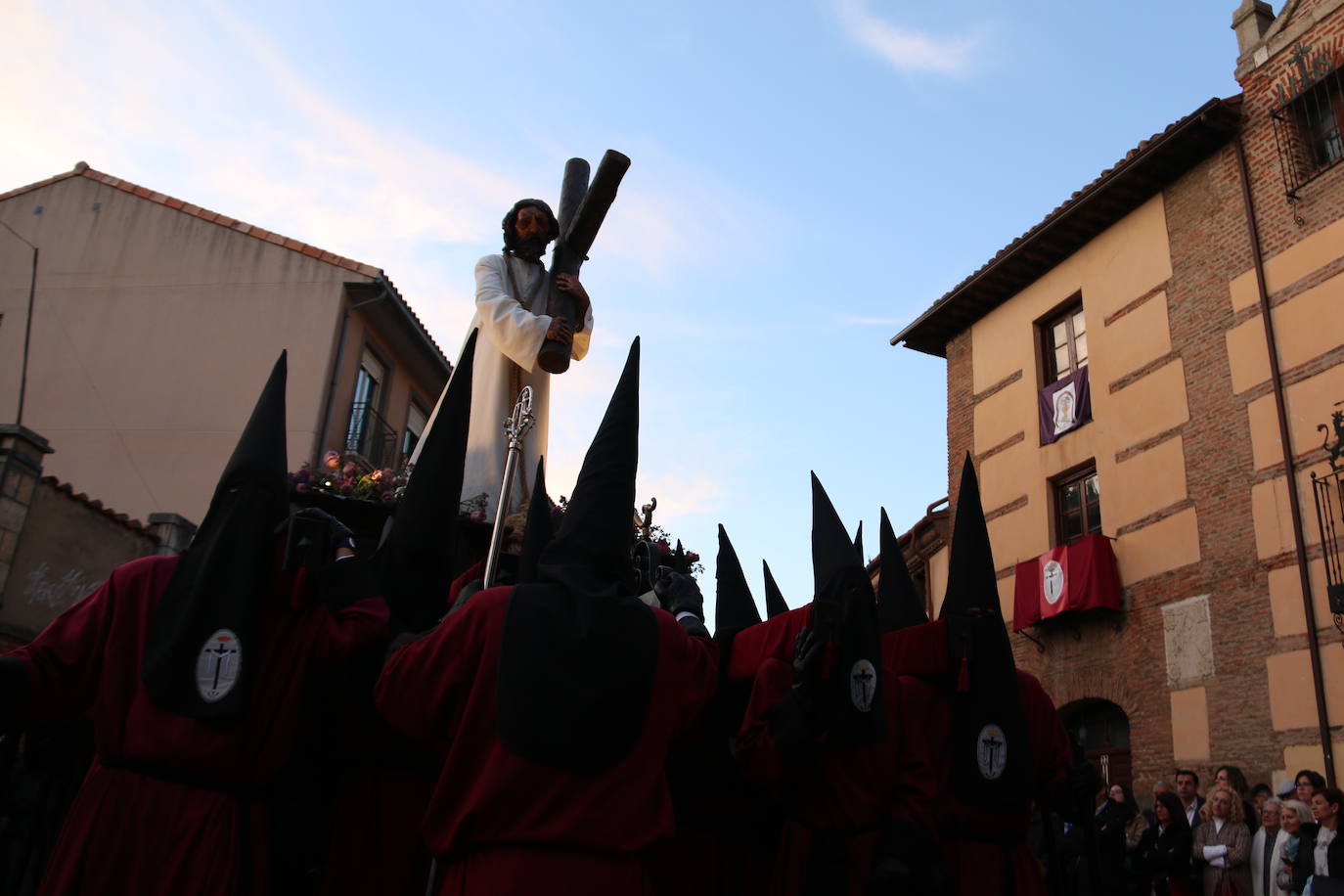 Las Tinieblas y el Santo Cristo de las Injurias