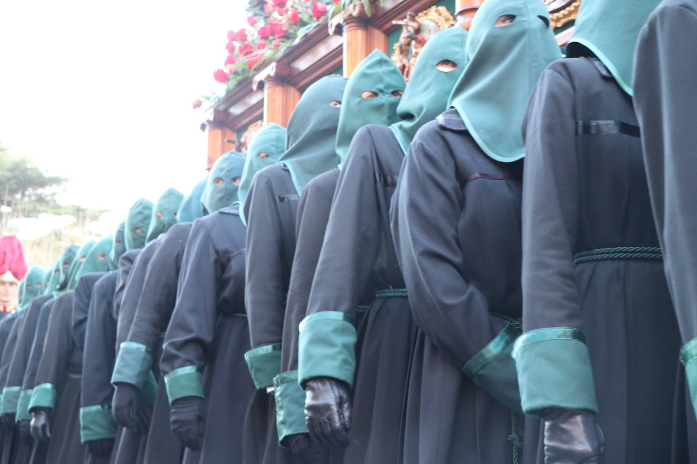 Procesión de María al Pie de la Cruz