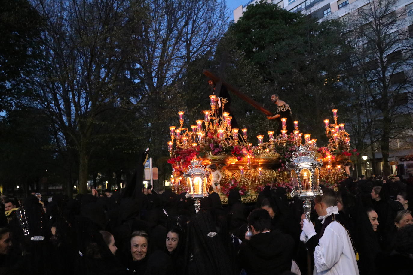 Así fue la salida del Nazareno