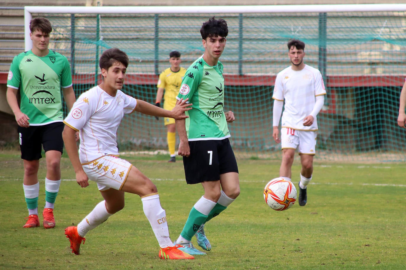 Tabu da vida al Juvenil A de la Cultural