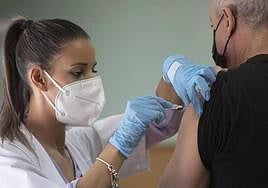 La campaña de vacunación contra la gripe ha cubierto al 28,2% de la población total de León.