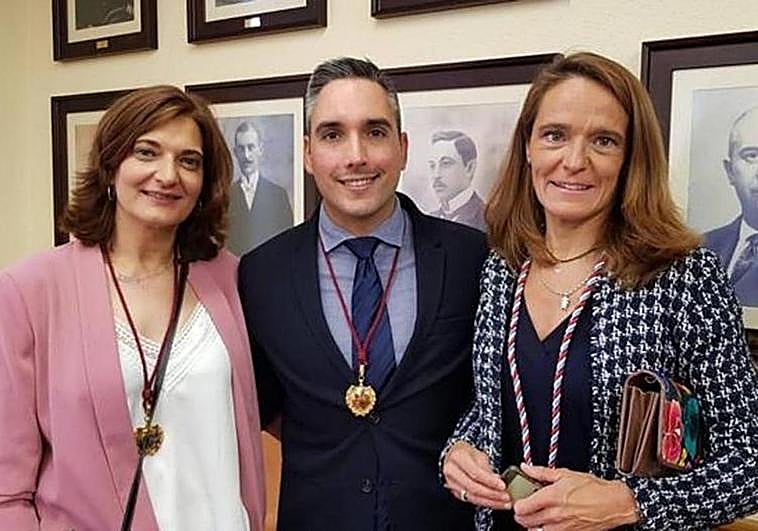 La presidenta ha asegurado que tienen las puertas del PP abiertas.