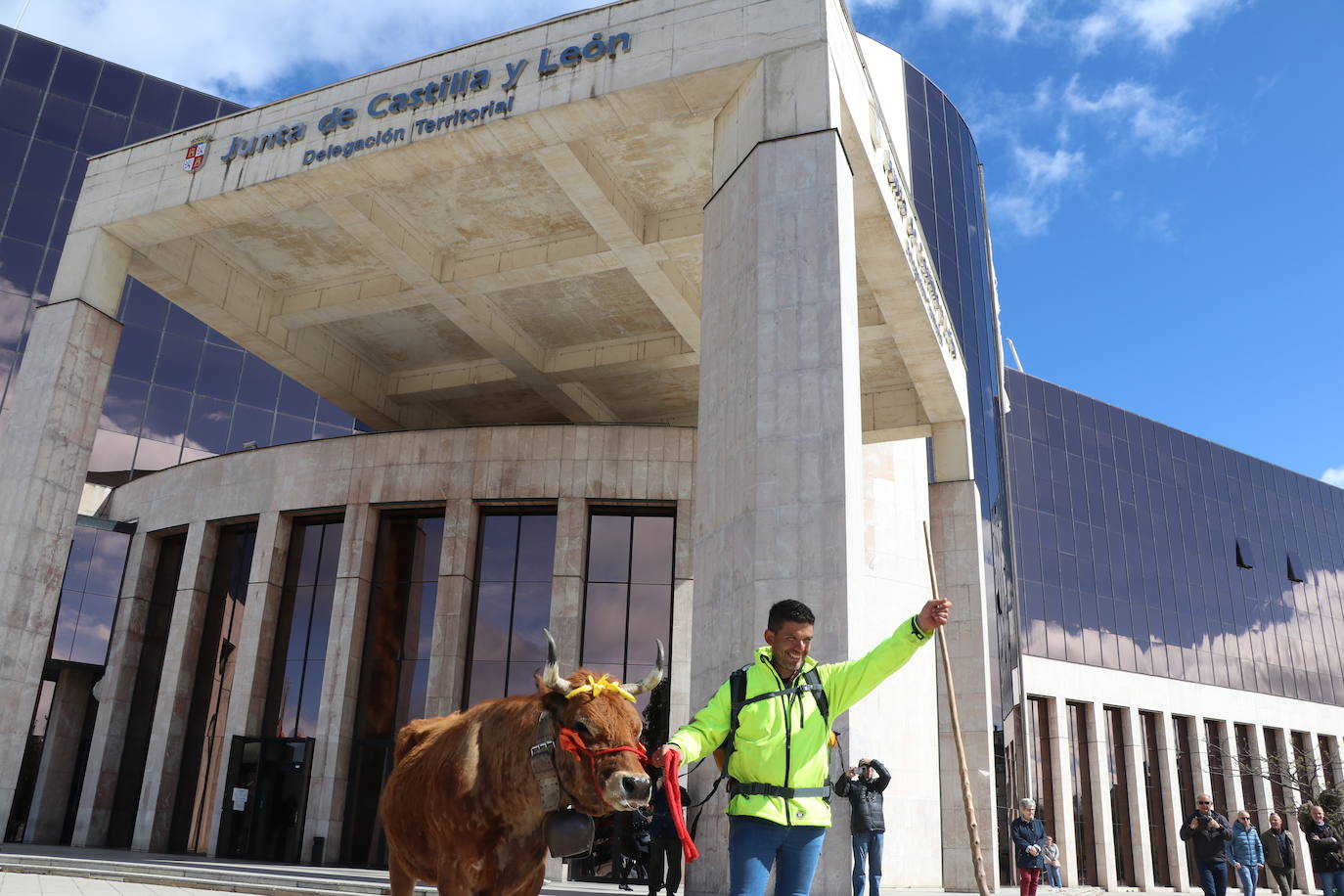 Mariposa llega a la Junta para reivindicar los derechos de Baldo