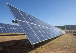 Instalación de una planta fotovoltaica.