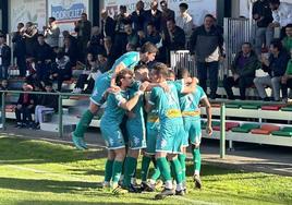 El Atlético Astorga celebra un gol.