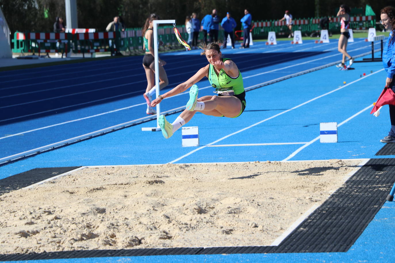 Inauguración en competición oficial de las nuevas pistas de Atletismo de la ULE