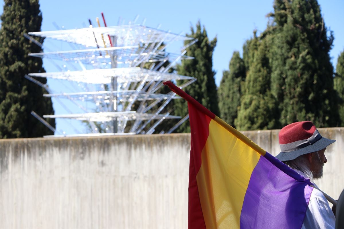 Homenaje en la capilla laica