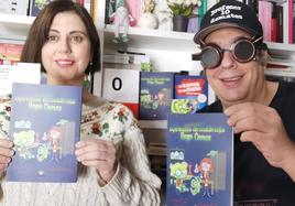 Los autores Carmen Rodríguez y Sergio Castro.