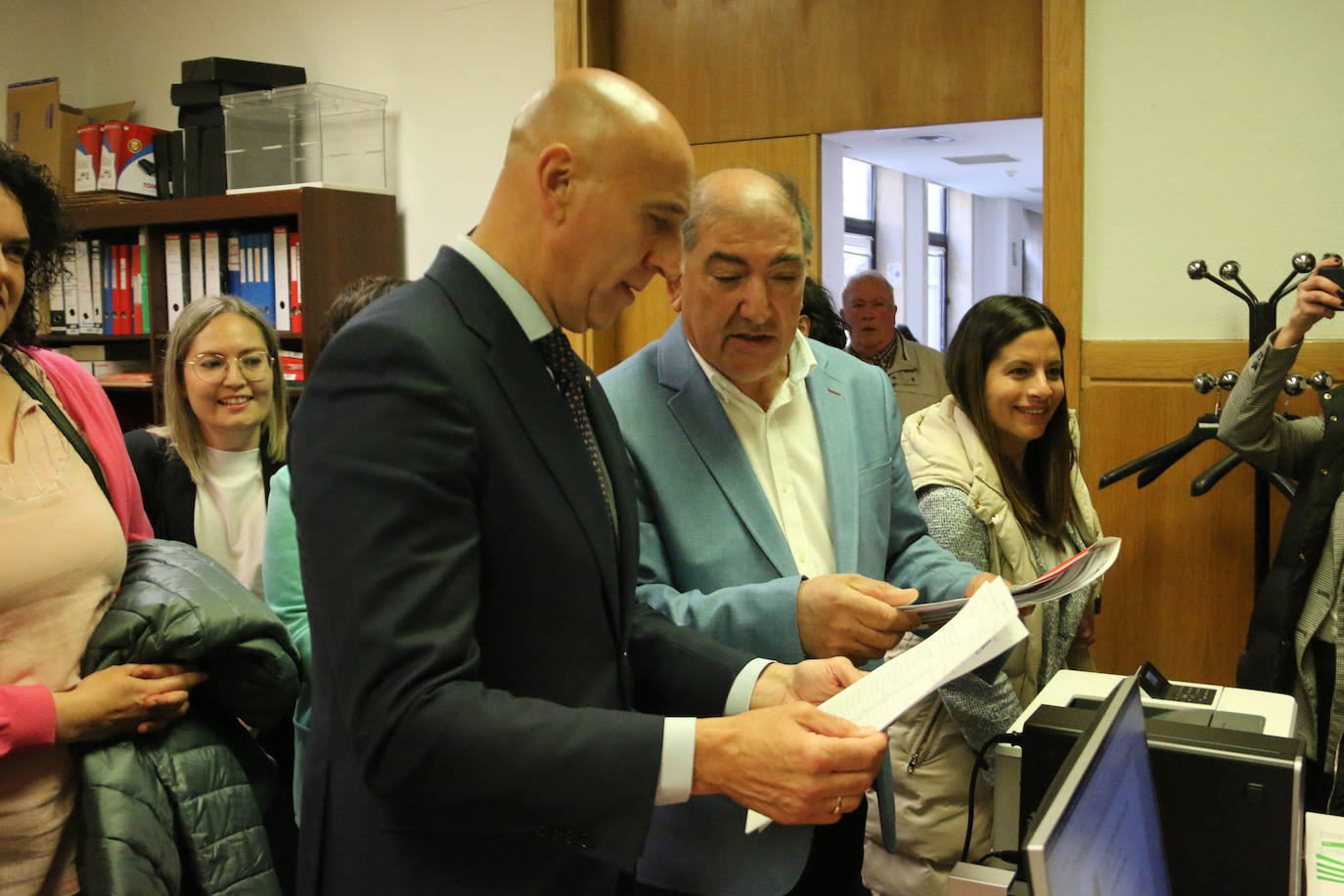 Diez registra su candidatura al Ayuntamiento