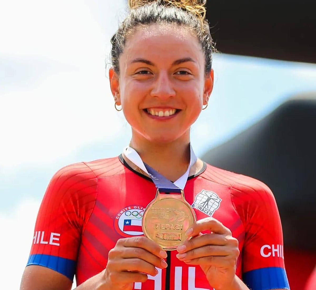 Aranza Villaón, ciclista de Eneicat, gana la plata en el Campeonato Panamericano.