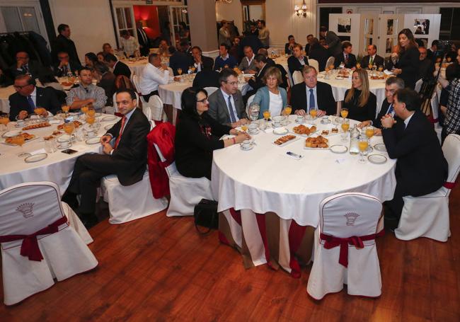 Invitados a los encuentros y desayunos de leonoticias.