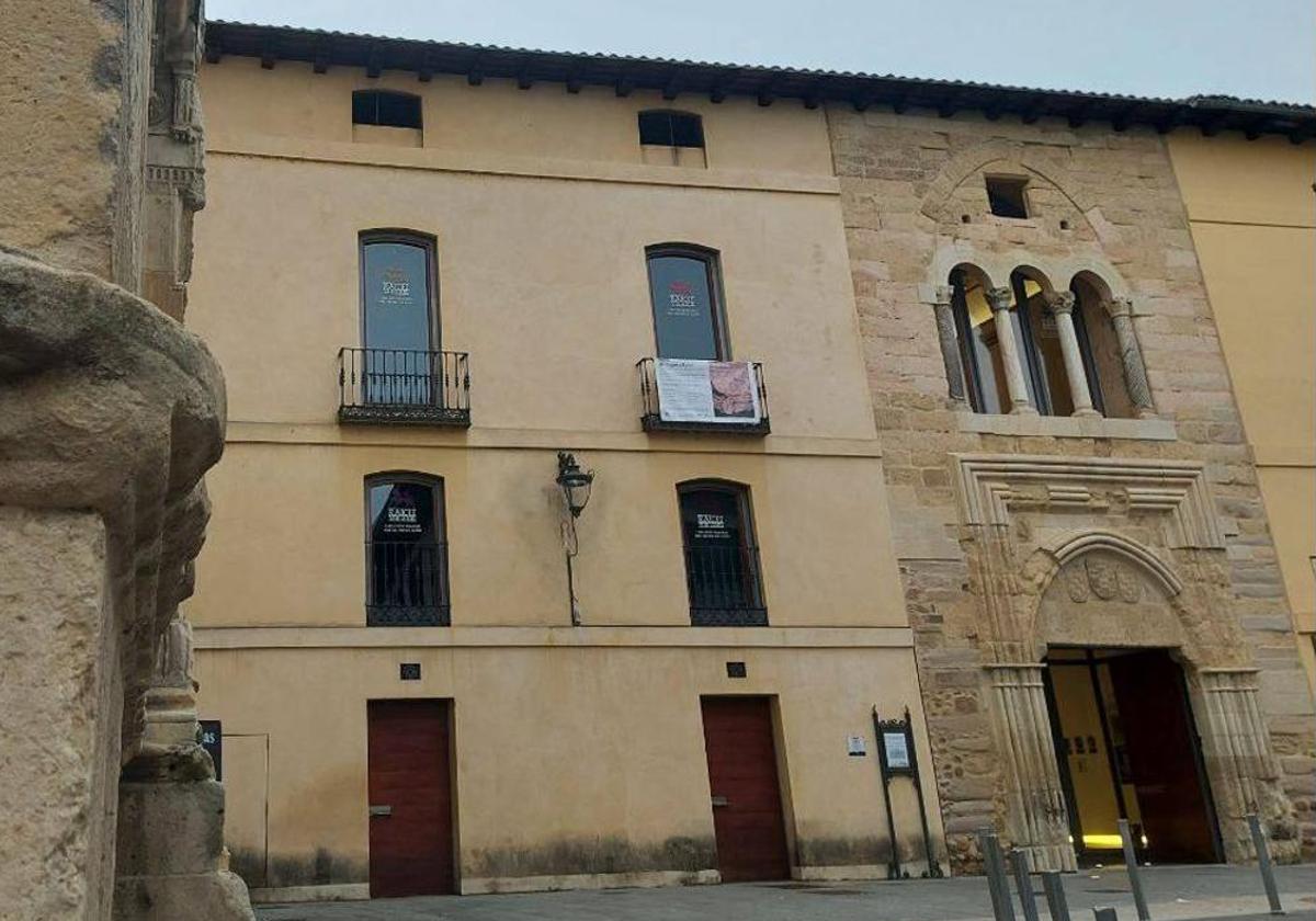 Palacio del Conde Luna, lugar de la presentación.