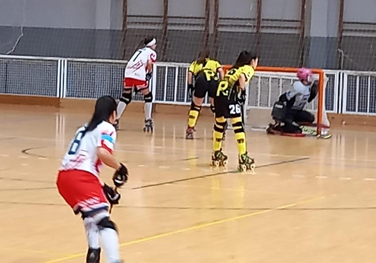 El Bembibre HC tira de épica para ganar en Alicante